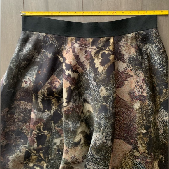 NWT Donna Karan silk skirt - Picture 3 of 8